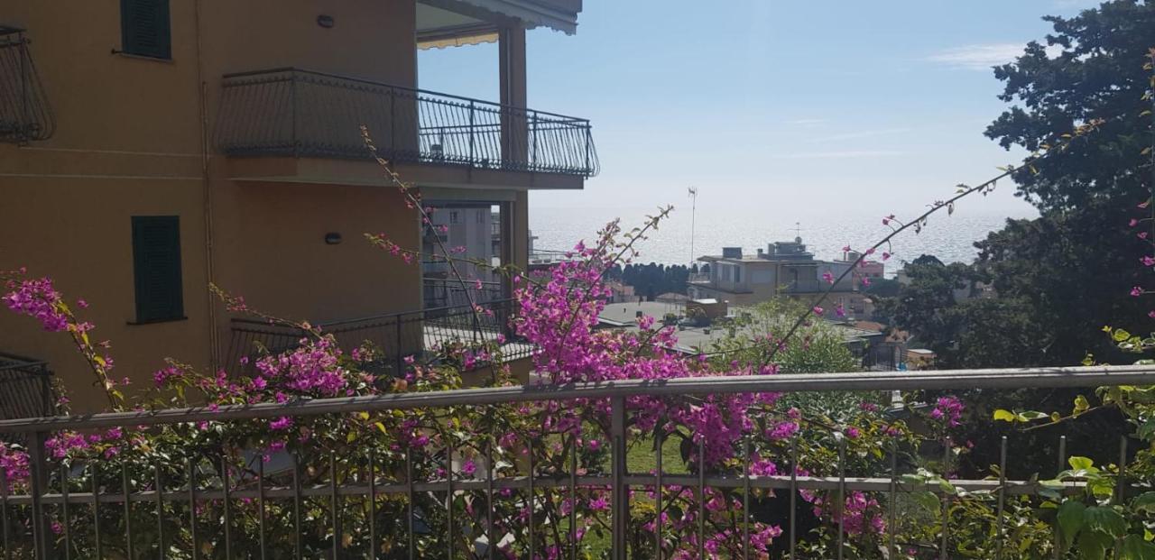 Casa Fiorenza Parcheggio Privato サンレモ エクステリア 写真