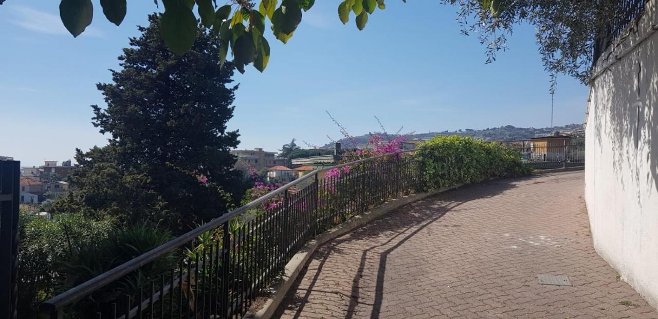 Casa Fiorenza Parcheggio Privato サンレモ エクステリア 写真