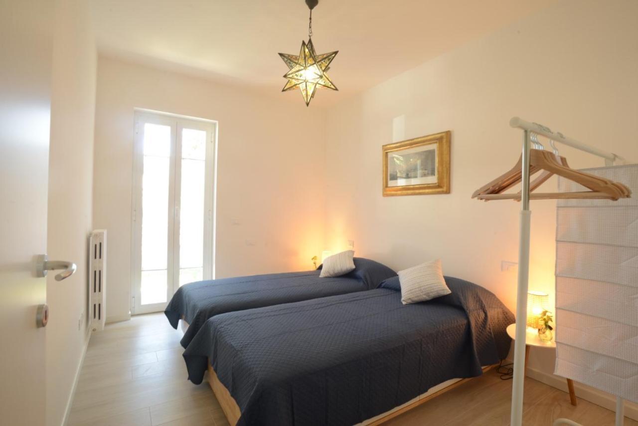 Casa Fiorenza Parcheggio Privato サンレモ エクステリア 写真
