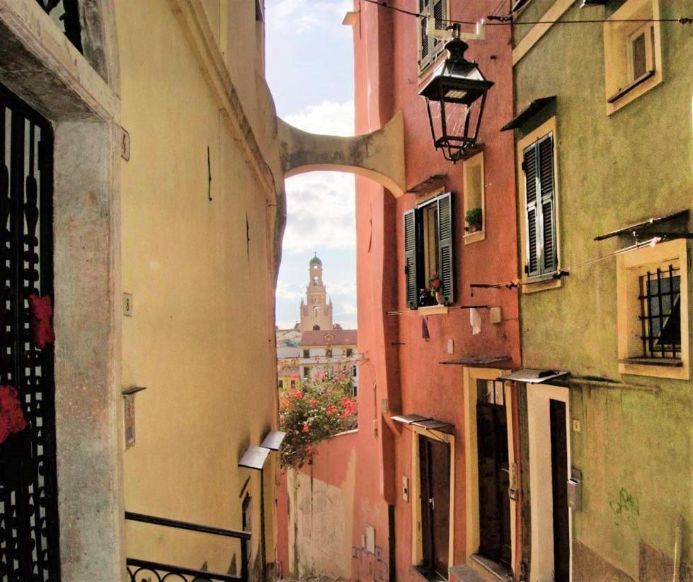 Casa Fiorenza Parcheggio Privato サンレモ エクステリア 写真